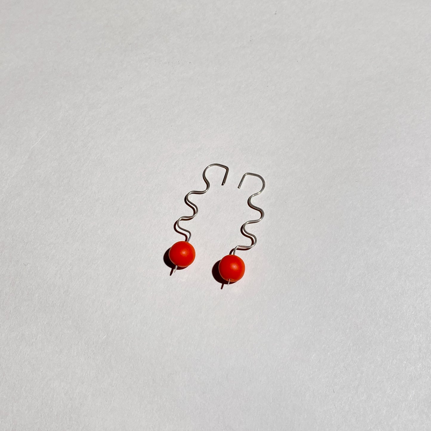 Ripple earring poppy